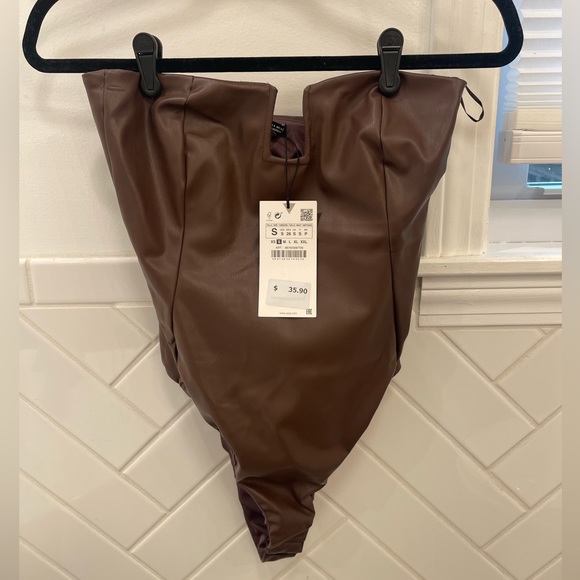 Zara Leather Bodysuit - Picture 3 of 5
